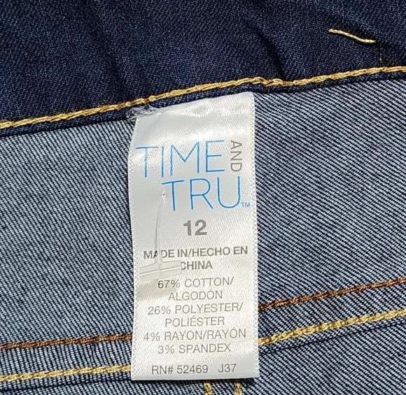 NWOT - Time and Tru Blue Jeans - Picture 5 of 6